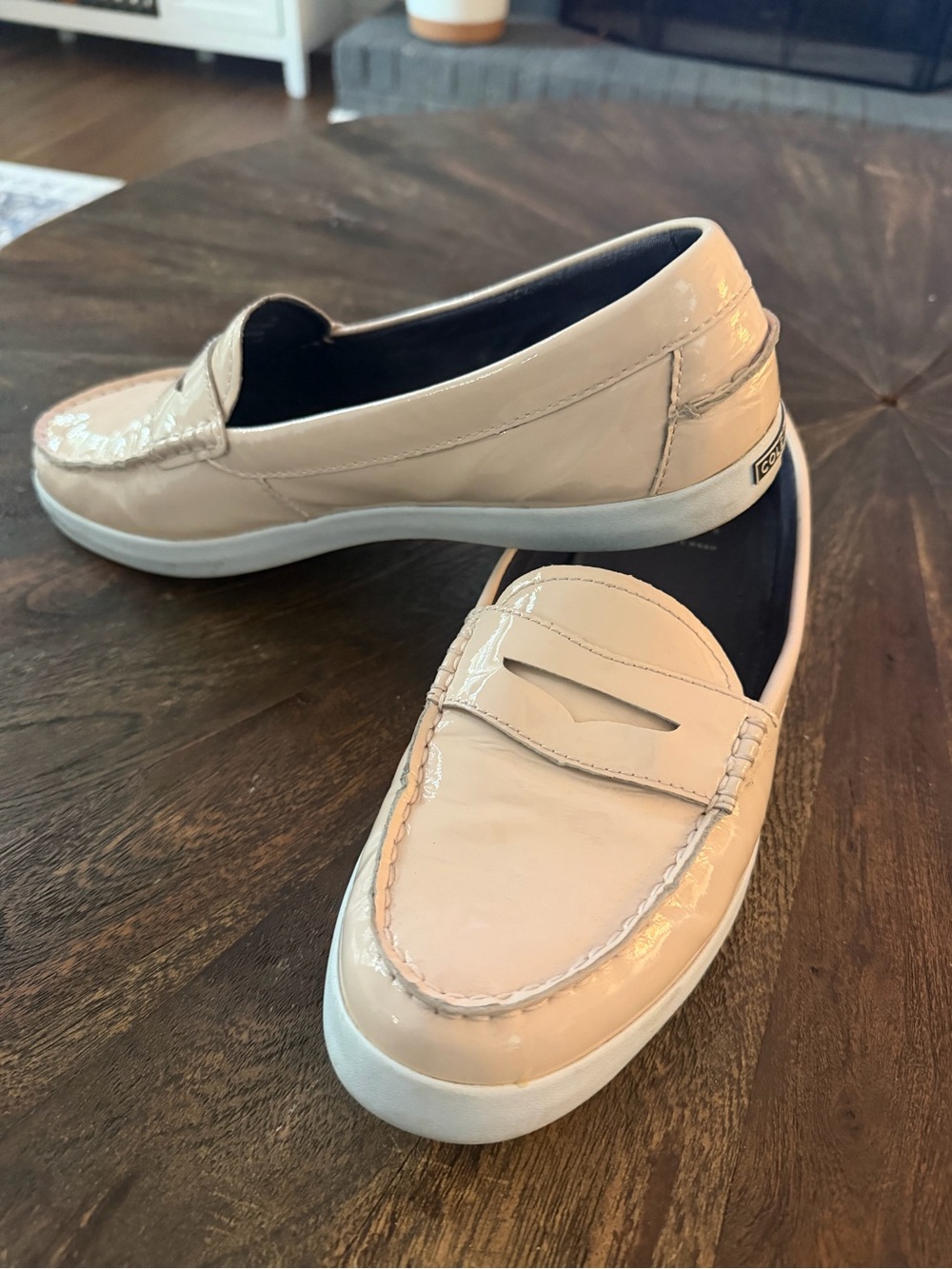 Women's Patent Leather Slip-On Loafer Sneakers - Nude/pink